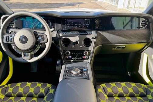 2025 Rolls-Royce Cullinan Series II