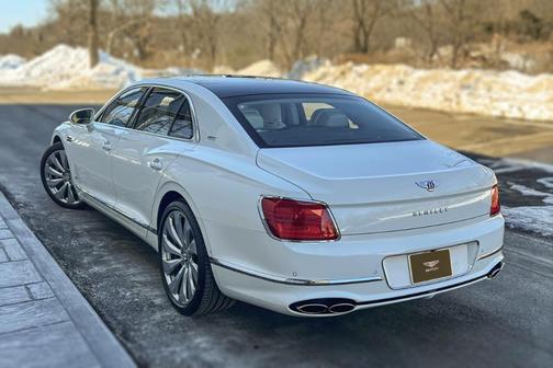 2021 Bentley Flying Spur V8