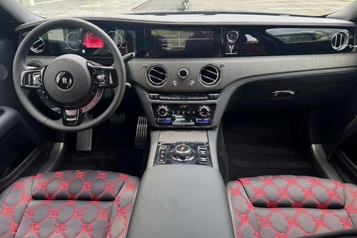 2025 Rolls-Royce Ghost Sedan