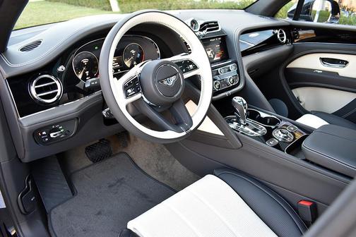 2023 Bentley Bentayga V8