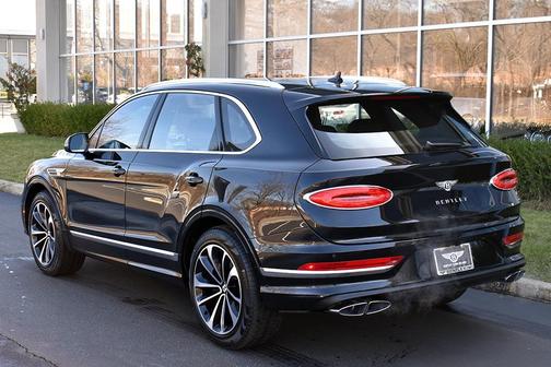 2023 Bentley Bentayga V8