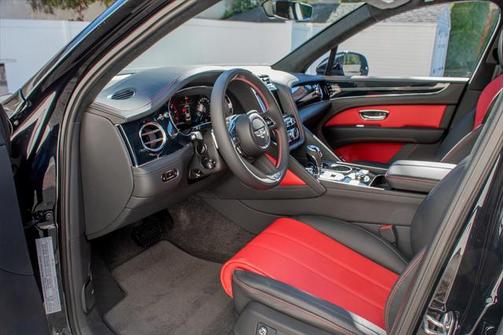 2024 Bentley Bentayga V8