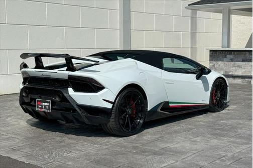 2018 Lamborghini Huracan Performante