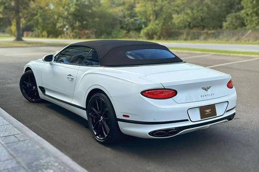 2022 Bentley Continental GT V8