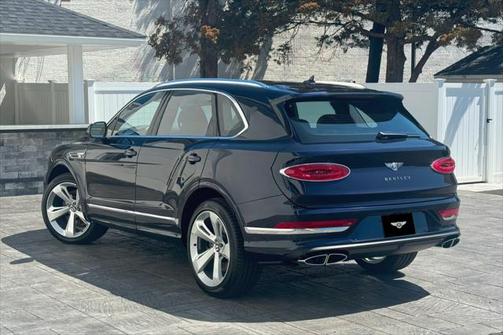 2025 Bentley Bentayga V8
