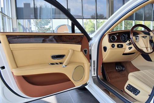2014 Bentley Flying Spur Base
