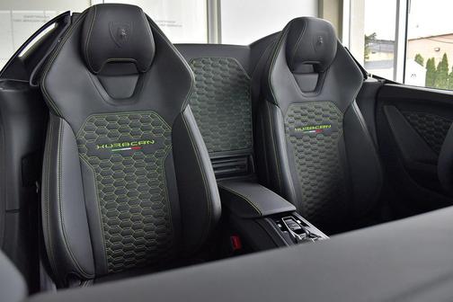 2017 Lamborghini Huracan LP580-2S