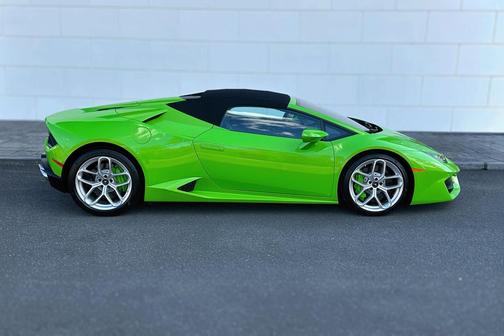 2017 Lamborghini Huracan LP580-2S