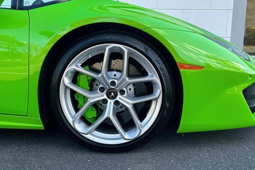 2017 Lamborghini Huracan LP580-2S