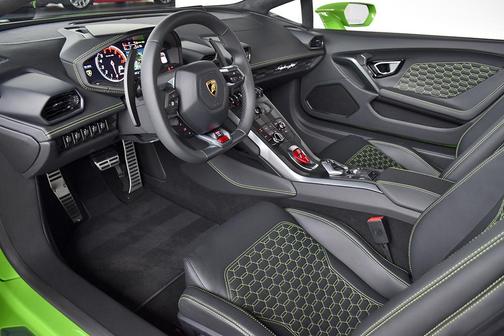 2017 Lamborghini Huracan LP580-2S