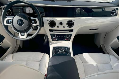 2025 Rolls-Royce Ghost Sedan