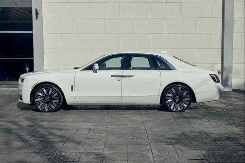 2025 Rolls-Royce Ghost Sedan