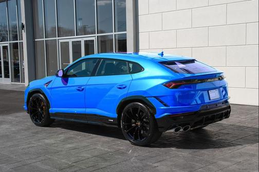 2024 Lamborghini Urus S
