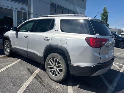 Quicksilver Metallic 2019 GMC Acadia SLE-2