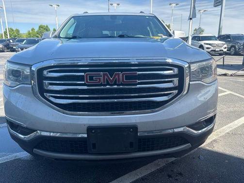 Quicksilver Metallic 2019 GMC Acadia SLE-2