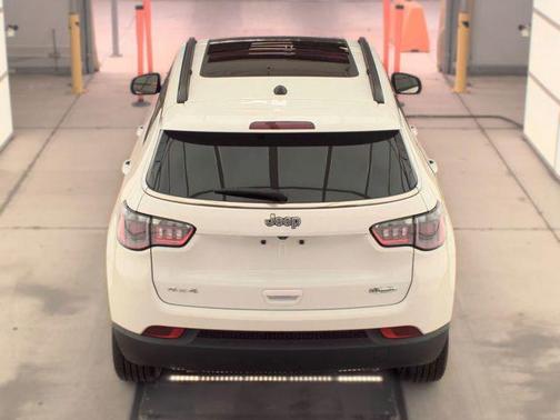 Bright White Clearcoat 2025 Jeep Compass Latitude