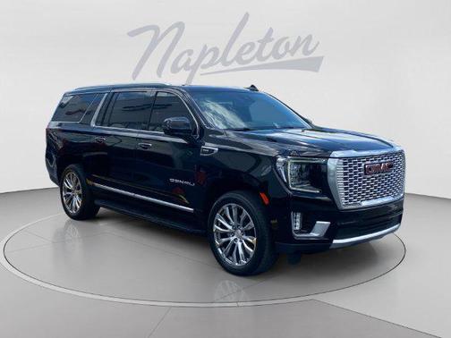Onyx Black 2024 GMC Yukon XL Denali