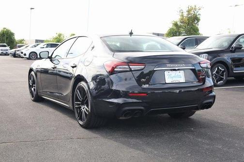 2022 Maserati Ghibli Modena Q4