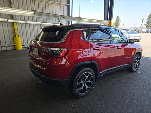 Red Hot Pearlcoat 2025 Jeep Compass Limited