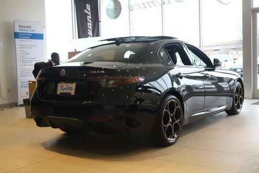 2025 Alfa Romeo Giulia Intensa RWD