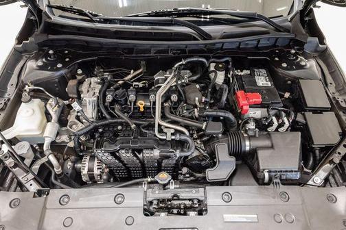 Super Black Clearcoat 2024 Nissan Altima S FWD