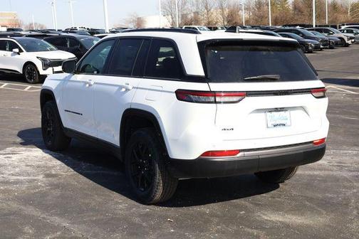 2026 Jeep Grand Cherokee Altitude