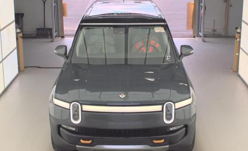 El Cap Granite 2024 Rivian R1S Adventure Quad Motor Large Pack