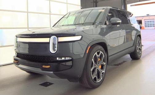 El Cap Granite 2024 Rivian R1S Adventure Quad Motor Large Pack