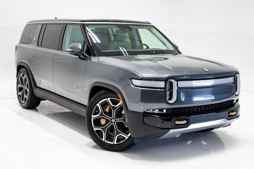 El Cap Granite 2024 Rivian R1S Adventure Quad Motor Large Pack