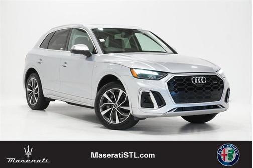 2022 Audi Q5 45 S line Premium Plus