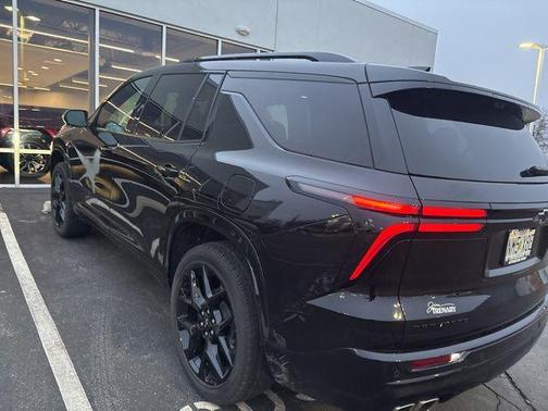 2024 Chevrolet Traverse RS
