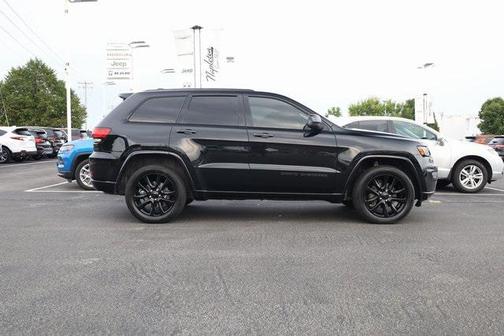 2019 Jeep Grand Cherokee Altitude