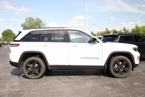 2025 Jeep Grand Cherokee Altitude