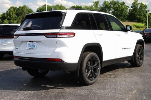 2025 Jeep Grand Cherokee Altitude