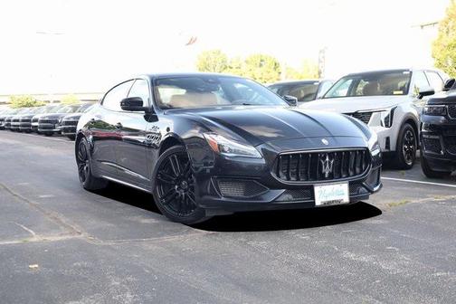 2022 Maserati Quattroporte Modena Q4