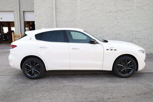 2024 Maserati Levante GT Ultima