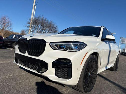 2023 BMW X5 M50i