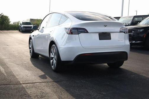 2023 Tesla Model Y Long Range Dual Motor All-Wheel Drive
