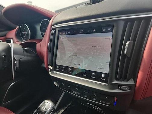 2022 Maserati Levante Modena