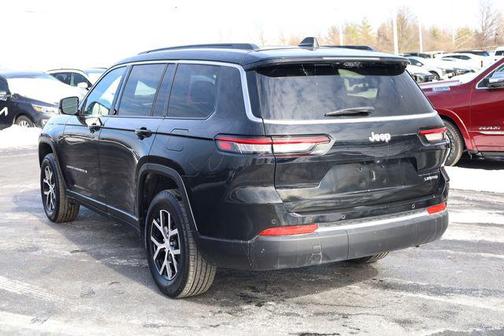 Diamond Black Crystal Pearlcoat 2024 Jeep Grand Cherokee L Limited