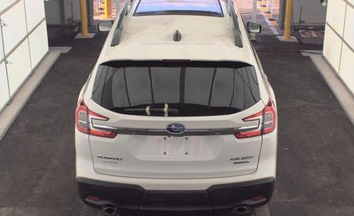 Crystal White Pearl 2023 Subaru Ascent Limited 7-Passenger
