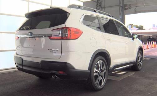 Crystal White Pearl 2023 Subaru Ascent Limited 7-Passenger