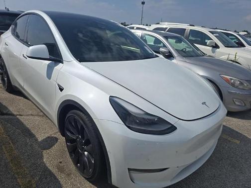 Pearl White Multi-Coat 2022 Tesla Model Y Performance Dual Motor All-Wheel Drive