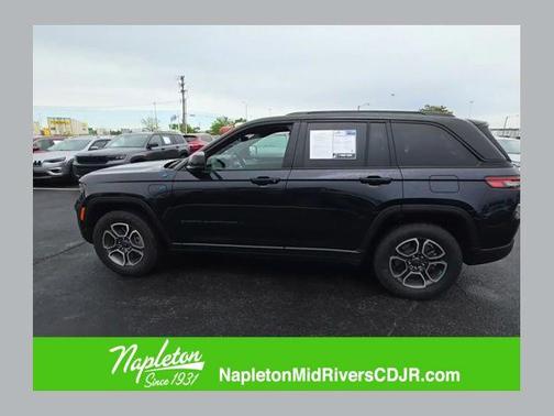 Midnight Sky 2024 Jeep Grand Cherokee 4xe Trailhawk