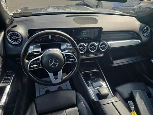 Night Black 2021 Mercedes-Benz GLB 250 4MATIC