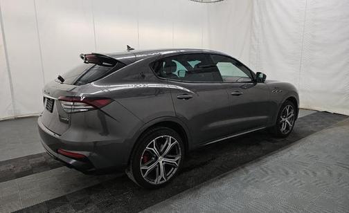 2022 Maserati Levante Modena