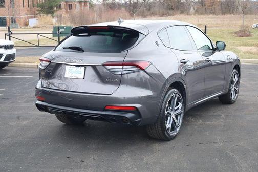 2022 Maserati Levante Modena