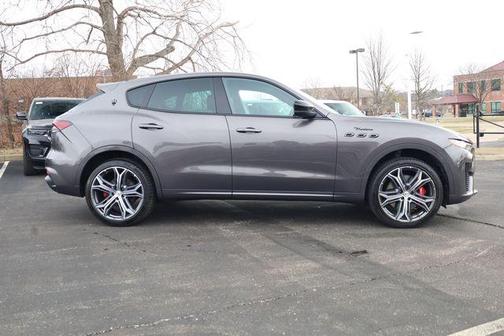 2022 Maserati Levante Modena