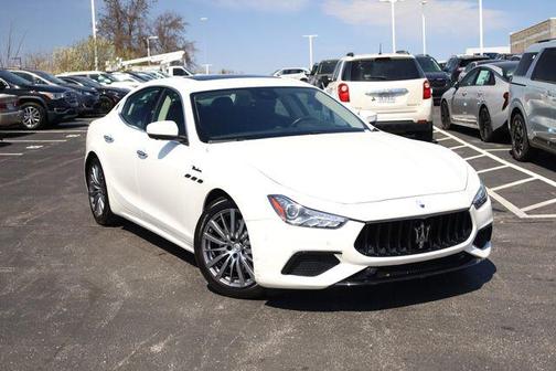 2022 Maserati Ghibli Modena Q4