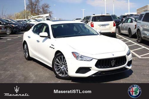 2022 Maserati Ghibli Modena Q4